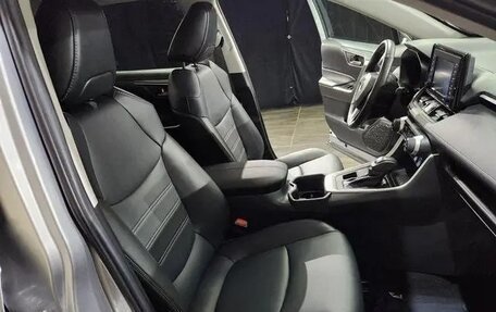 Toyota RAV4, 2022 год, 3 050 000 рублей, 11 фотография