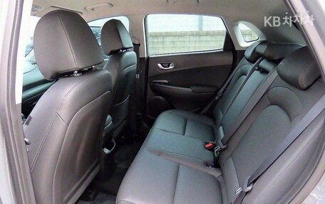 Hyundai Kona I, 2022 год, 2 413 001 рублей, 6 фотография