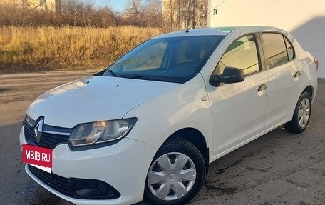 Renault Logan II, 2017 год, 450 000 рублей, 7 фотография