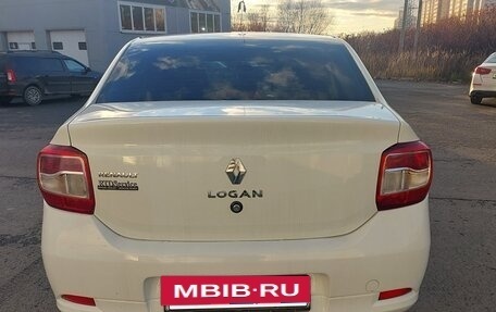 Renault Logan II, 2017 год, 450 000 рублей, 4 фотография