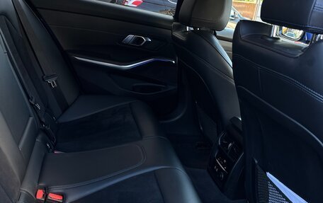 BMW 3 серия, 2019 год, 3 750 000 рублей, 16 фотография