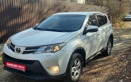 Toyota RAV4, 2014 год, 1 930 000 рублей, 2 фотография
