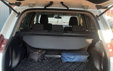 Toyota RAV4, 2014 год, 1 930 000 рублей, 15 фотография