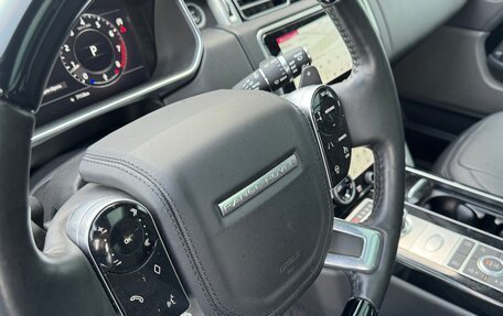 Land Rover Range Rover IV рестайлинг, 2019 год, 6 950 000 рублей, 9 фотография