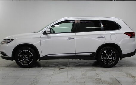 Mitsubishi Outlander III рестайлинг 3, 2018 год, 2 280 000 рублей, 8 фотография