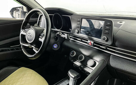 Hyundai Elantra, 2021 год, 1 697 000 рублей, 9 фотография