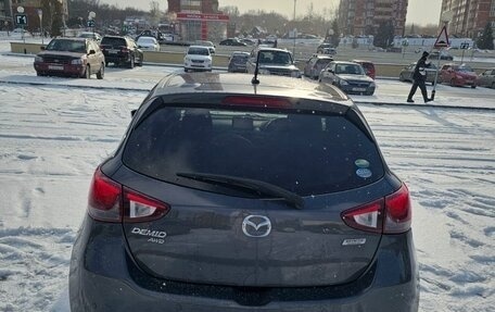 Mazda Demio IV, 2016 год, 850 000 рублей, 4 фотография