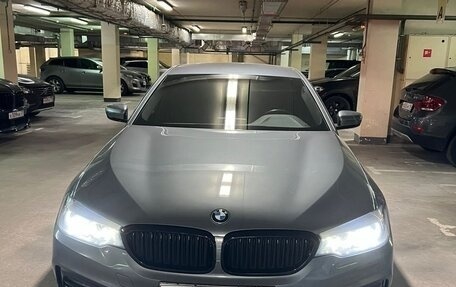 BMW 5 серия, 2018 год, 2 850 000 рублей, 1 фотография