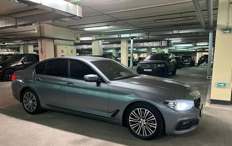 BMW 5 серия, 2018 год, 2 850 000 рублей, 3 фотография