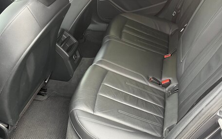 Audi A4, 2017 год, 2 050 000 рублей, 15 фотография