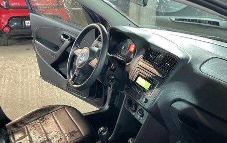 Volkswagen Polo VI (EU Market), 2013 год, 799 000 рублей, 12 фотография