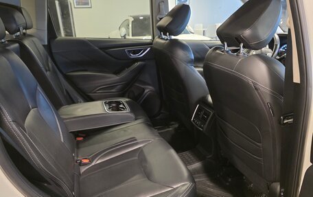 Subaru Forester, 2019 год, 2 300 000 рублей, 14 фотография