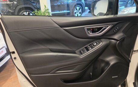 Subaru Forester, 2019 год, 2 300 000 рублей, 11 фотография