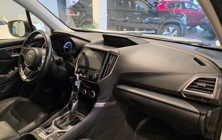 Subaru Forester, 2019 год, 2 300 000 рублей, 19 фотография