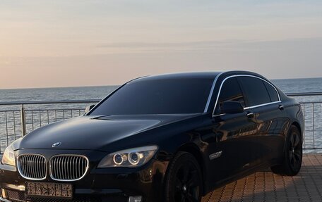 BMW 7 серия, 2012 год, 2 000 000 рублей, 10 фотография