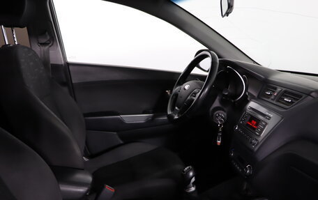 KIA Rio III рестайлинг, 2015 год, 929 990 рублей, 14 фотография