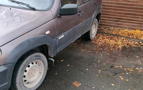 Chevrolet Niva I рестайлинг, 2013 год, 350 000 рублей, 6 фотография