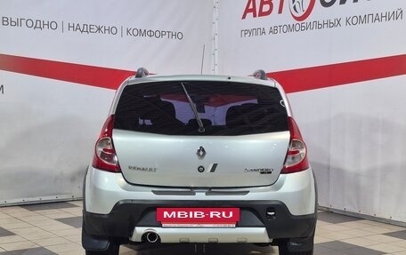 Renault Sandero I, 2013 год, 635 000 рублей, 6 фотография