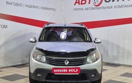 Renault Sandero I, 2013 год, 635 000 рублей, 2 фотография