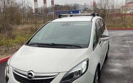 Opel Zafira C рестайлинг, 2014 год, 1 250 000 рублей, 1 фотография