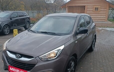 Hyundai ix35 I рестайлинг, 2015 год, 1 650 000 рублей, 2 фотография