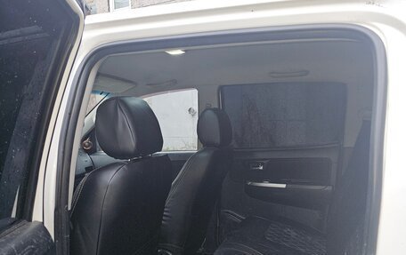 Toyota Hilux VII, 2014 год, 2 200 000 рублей, 9 фотография