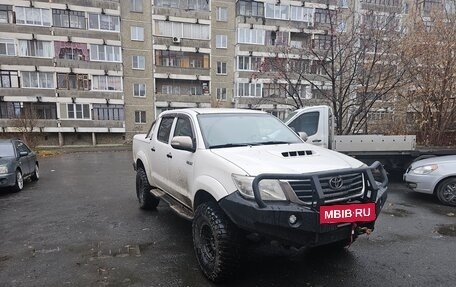 Toyota Hilux VII, 2014 год, 2 200 000 рублей, 4 фотография