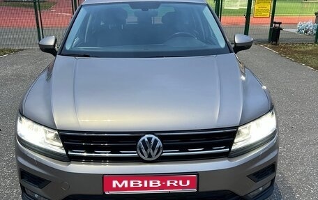 Volkswagen Tiguan II, 2018 год, 2 180 000 рублей, 1 фотография