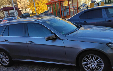 Mercedes-Benz E-Класс, 2013 год, 1 650 000 рублей, 4 фотография