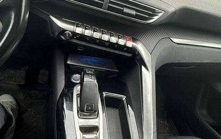 Peugeot 3008 II, 2018 год, 1 799 000 рублей, 5 фотография