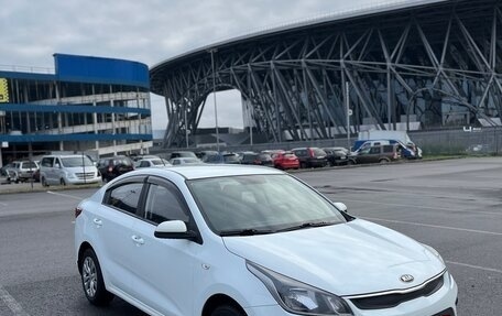 KIA Rio IV, 2017 год, 995 000 рублей, 2 фотография