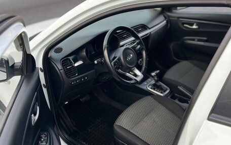 KIA Rio IV, 2017 год, 995 000 рублей, 13 фотография