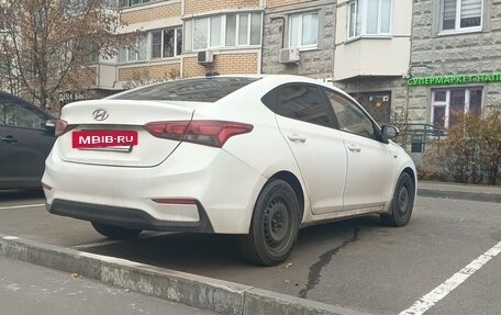 Hyundai Solaris II рестайлинг, 2019 год, 855 000 рублей, 3 фотография