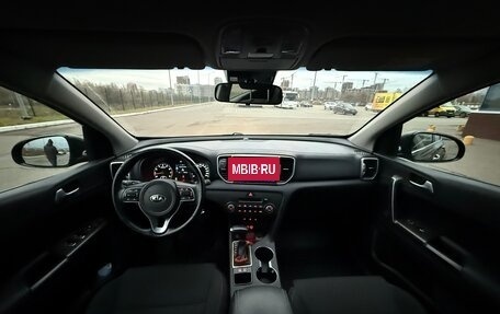 KIA Sportage IV рестайлинг, 2018 год, 2 099 000 рублей, 15 фотография