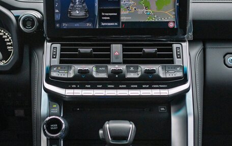 Toyota Land Cruiser, 2024 год, 27 000 000 рублей, 6 фотография