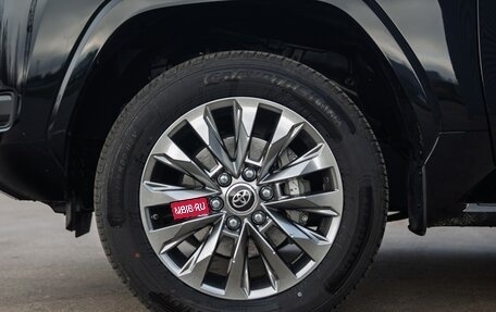 Toyota Land Cruiser, 2024 год, 27 000 000 рублей, 2 фотография