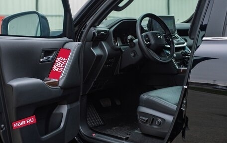 Toyota Land Cruiser, 2024 год, 27 000 000 рублей, 12 фотография