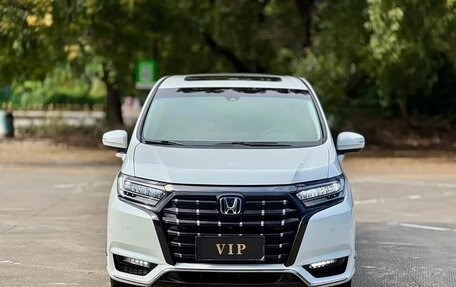 Honda Elysion, 2022 год, 3 300 000 рублей, 2 фотография