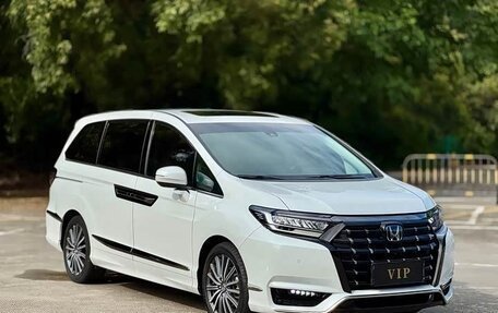 Honda Elysion, 2022 год, 3 300 000 рублей, 3 фотография