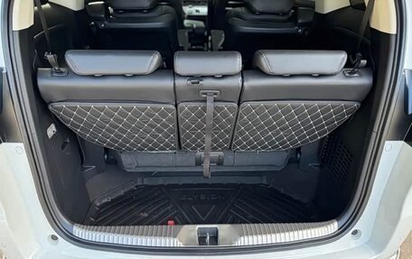 Honda Elysion, 2022 год, 3 300 000 рублей, 26 фотография