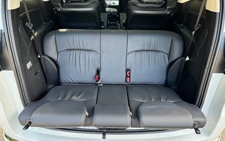 Honda Elysion, 2022 год, 3 300 000 рублей, 27 фотография