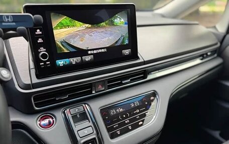 Honda Elysion, 2022 год, 3 300 000 рублей, 30 фотография