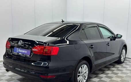 Volkswagen Jetta VI, 2013 год, 1 040 000 рублей, 3 фотография