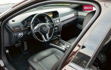 Mercedes-Benz E-Класс, 2011 год, 1 495 000 рублей, 13 фотография