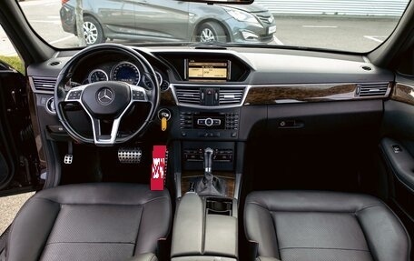 Mercedes-Benz E-Класс, 2011 год, 1 495 000 рублей, 16 фотография
