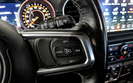 Jeep Wrangler, 2021 год, 4 395 000 рублей, 28 фотография