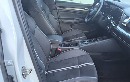 Volkswagen Golf VIII, 2021 год, 1 398 047 рублей, 10 фотография