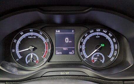 Skoda Karoq I, 2020 год, 2 400 000 рублей, 30 фотография