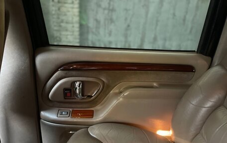 GMC Suburban, 1992 год, 2 500 000 рублей, 8 фотография