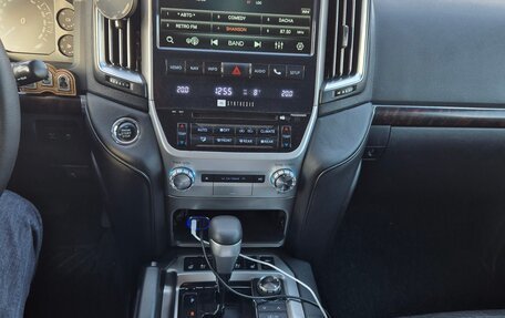 Toyota Land Cruiser 200, 2008 год, 3 600 000 рублей, 12 фотография